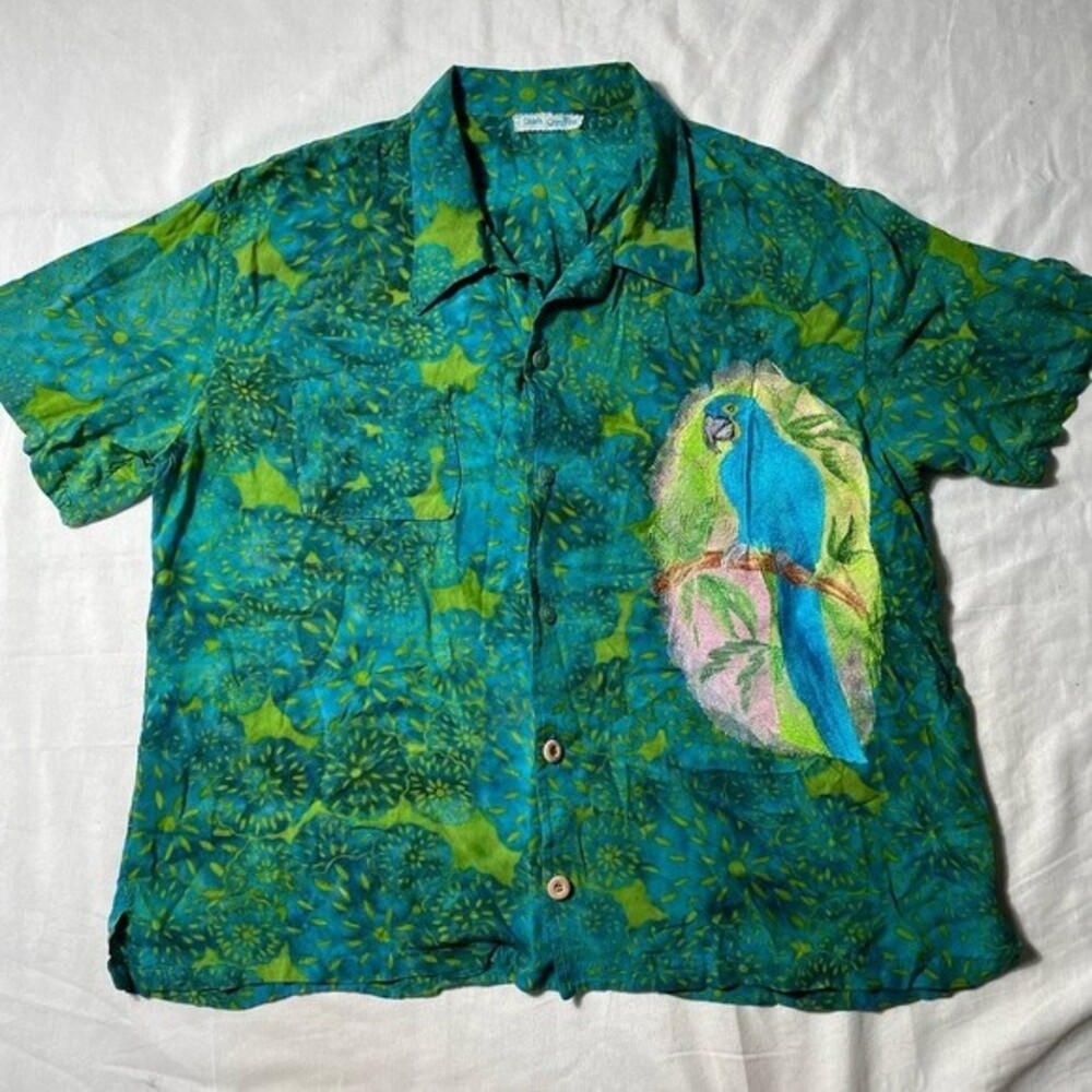 Vintage dales creations Hawaiian Large parrot embroidered button down shirt